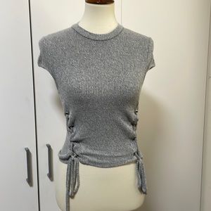 I JOAH Top * Size Small‎ * Gray Ribbed * Adjustable sides
